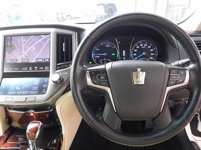 Toyota CROWN SEDAN 2014-08 22791-1