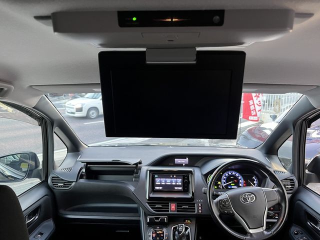 Toyota VOXY HYBRID 2015-03 185585-4