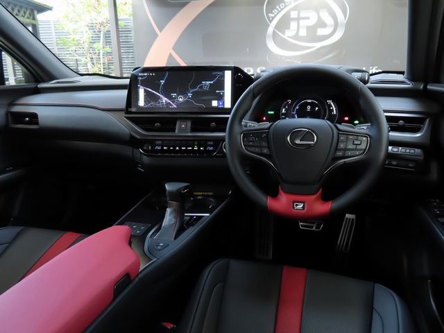 Lexus UX 2023-08 22991-19