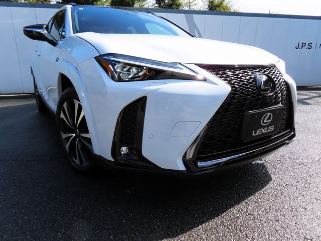 Lexus UX 2023-08 22991-29
