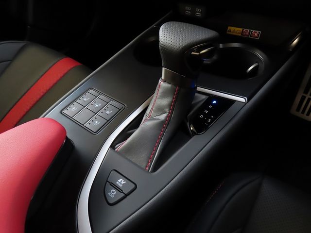 Lexus UX 2023-08 22991-26
