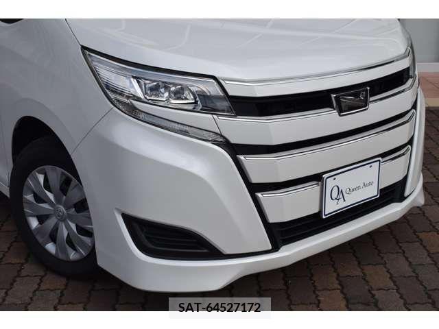 Toyota NOAH 2017-10 212601-9