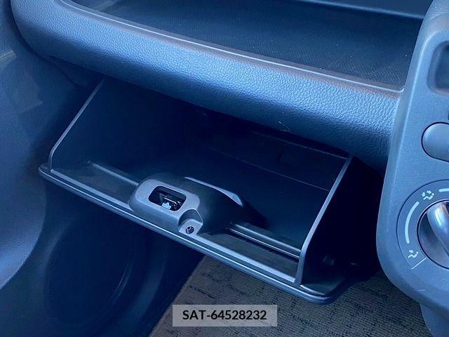 Nissan MOCO 2011-04 256564-15