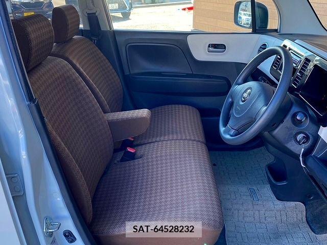 Nissan MOCO 2011-04 256564-9