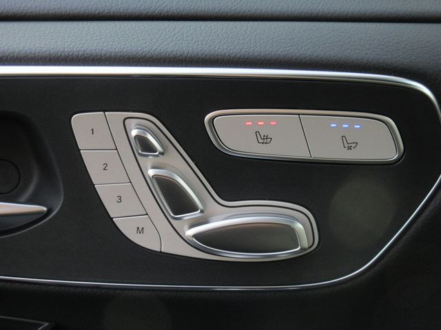 Mercedes Benz V-CLASS 2023-03 27084-24