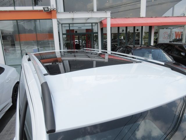Mercedes Benz V-CLASS 2023-03 27084-6