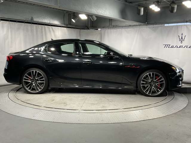 Maserati GHIBLI 2022-06 4063-3