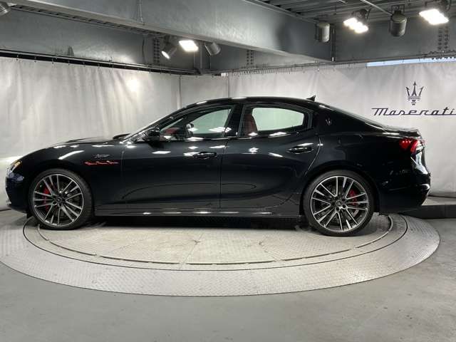 Maserati GHIBLI 2022-06 4063-7