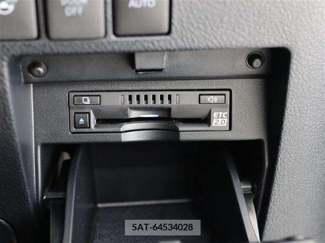 Toyota ALPHARD 2022-11 216438-28