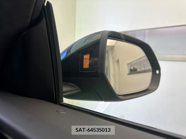 Audi RS Q8 2022-05 261693-13