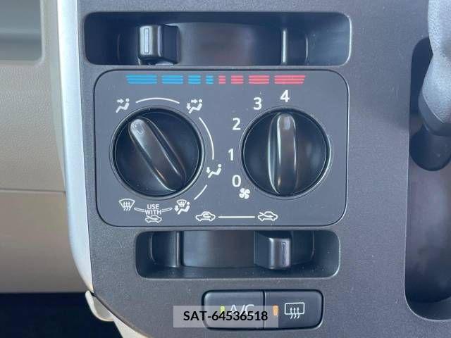 Daihatsu TANTO 2015-12 310158-7