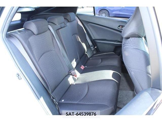 Toyota PRIUS 2017-03 282328-13