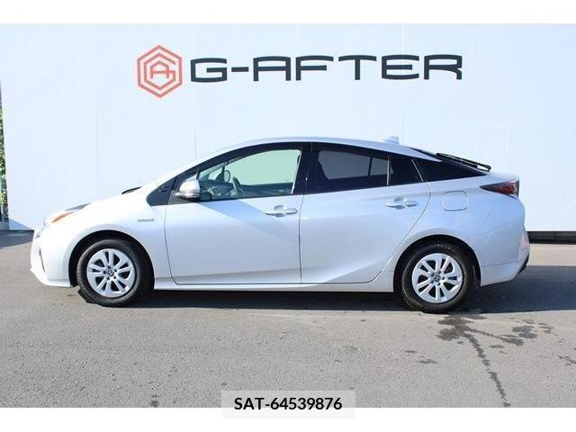 Toyota PRIUS 2017-03 282328-8