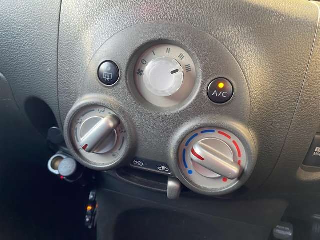 Nissan CUBE 2014-09 20033-8