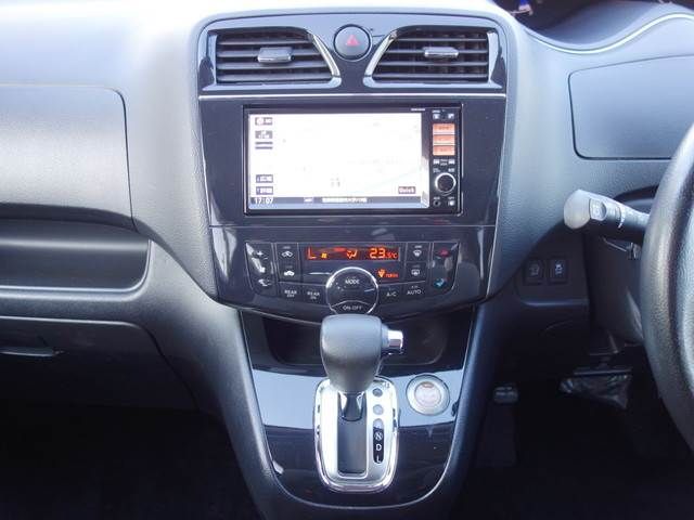 Nissan SERENA 2012-03 2082-7