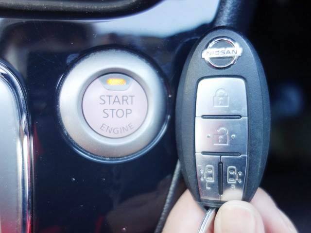 Nissan SERENA 2012-03 2082-10