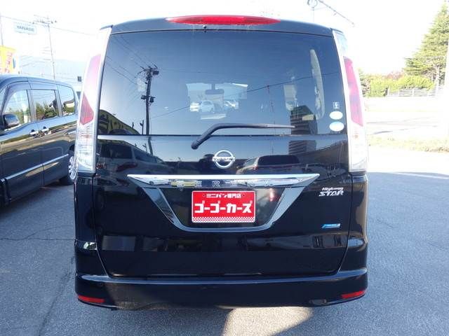 Nissan SERENA 2012-03 2082-3