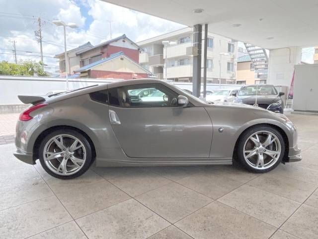 Nissan FAIRLADY Z 2009-01 24196-18