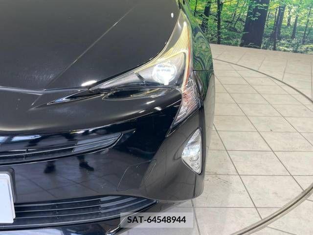 Toyota PRIUS 2016-05 366484-11