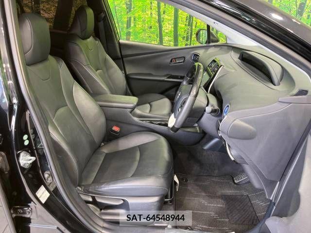 Toyota PRIUS 2016-05 366484-7
