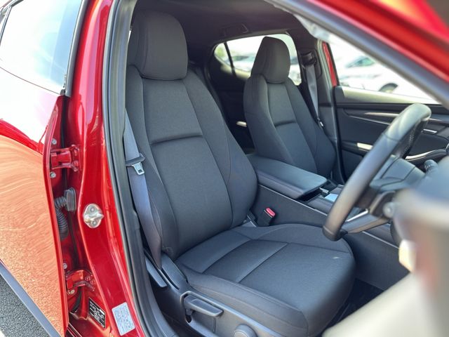 Mazda MAZDA3 2021-12 8667-14