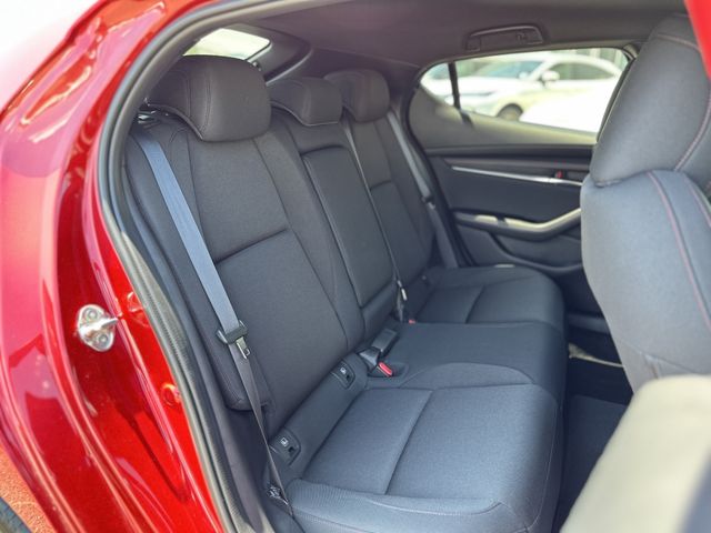 Mazda MAZDA3 2021-12 8667-15