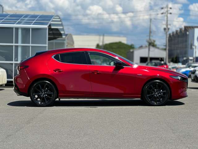Mazda MAZDA3 2021-12 8667-27