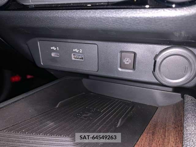 Nissan AURA 2022-10 302585-7