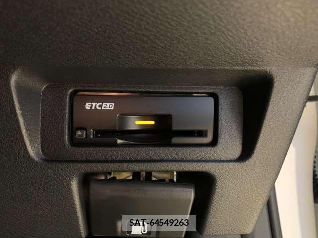 Nissan AURA 2022-10 302585-6