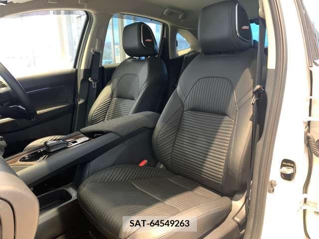 Nissan AURA 2022-10 302585-17