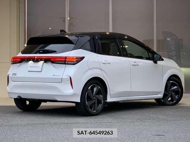 Nissan AURA 2022-10 302585-1
