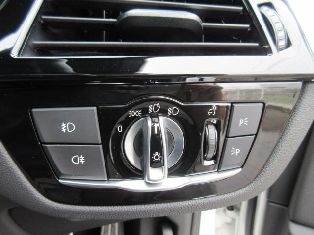 Bmw 5 SERIES 2019-02 17490-16