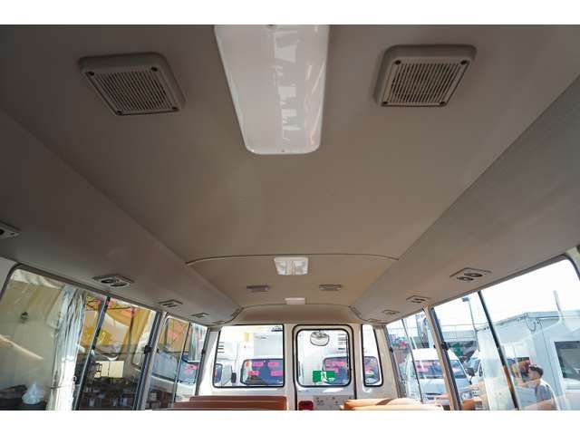 Toyota COASTER 2016-03 15089-14