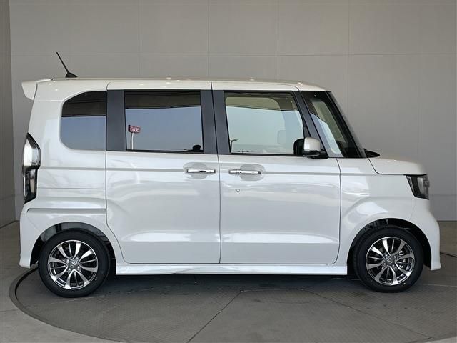 Honda N BOX CUSTOM 2023-03 781-14