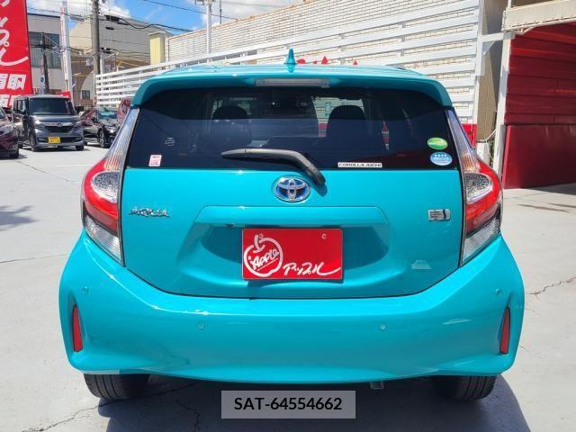 Toyota AQUA 2018-05 291792-8