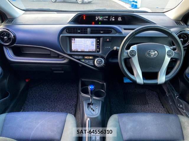 Toyota AQUA 2015-02 254799-1