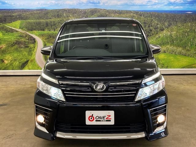Toyota VOXY 2016-02 191943-13