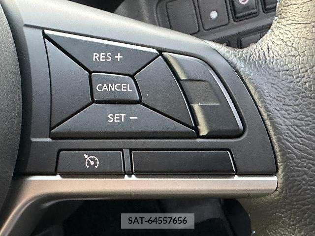 Nissan SERENA 2019-05 336696-9