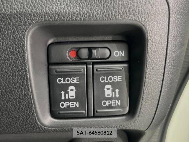 Honda N BOX CUSTOM 2017-08 364858-4