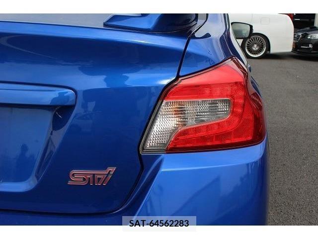 Subaru WRX STI 2016-12 210385-11