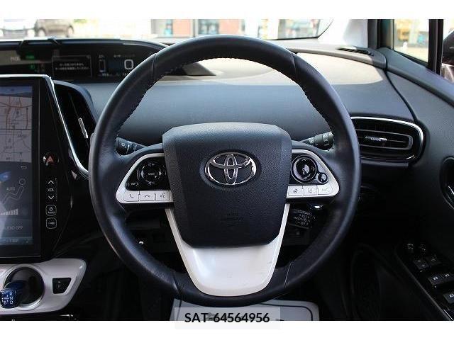 Toyota PRIUS PHV 2017-06 322577-17