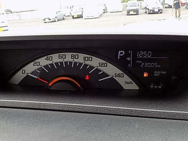 Toyota Pixis Mega 2019-09 23284-7