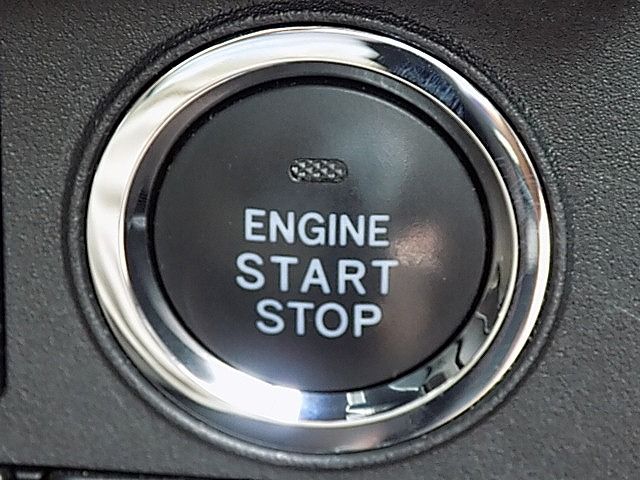 Toyota Pixis Mega 2019-09 23284-5