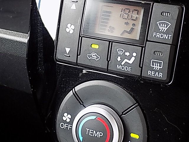 Toyota Pixis Mega 2019-09 23284-14