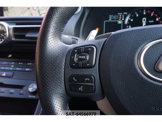 Lexus RC F 2019-05 388127-25