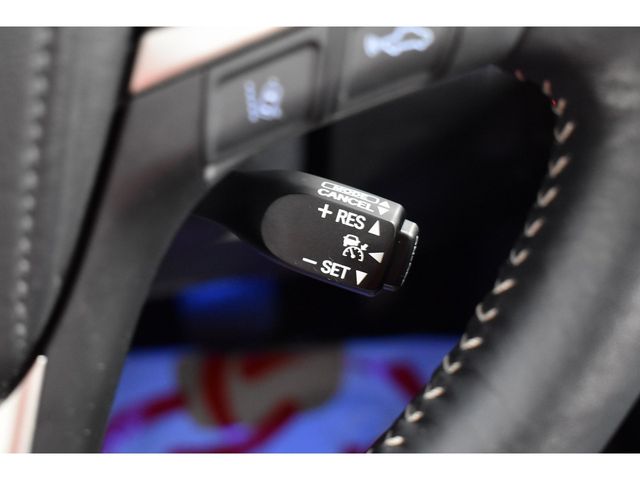 Toyota HARRIER HYBRID 2016-10 27949-19