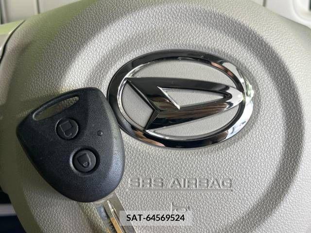 Daihatsu MOVE 2018-03 364183-4