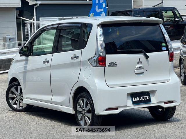 Mitsubishi EK CUSTOM 2013-09 359572-4