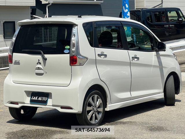 Mitsubishi EK CUSTOM 2013-09 359572-1