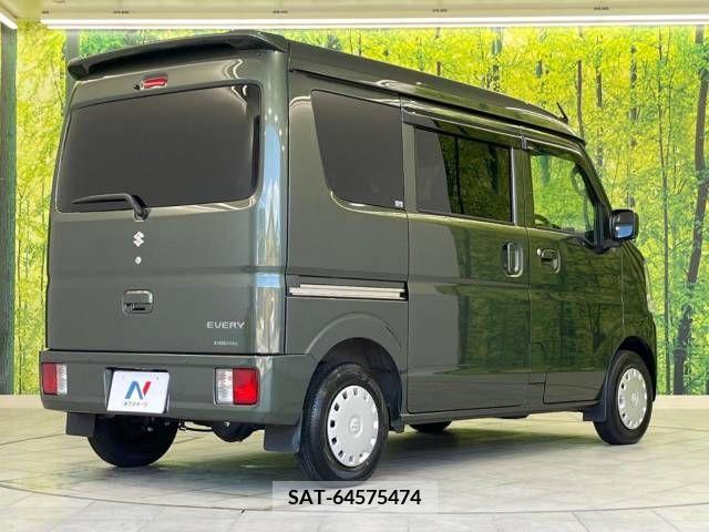 Suzuki EVERY 2021-12 301685-18